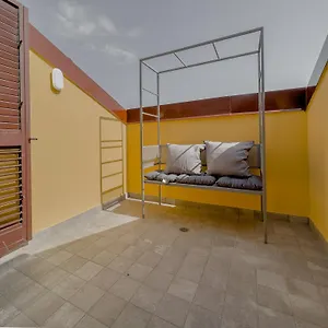 Realkasa Train Plaza , Bolonia Italia